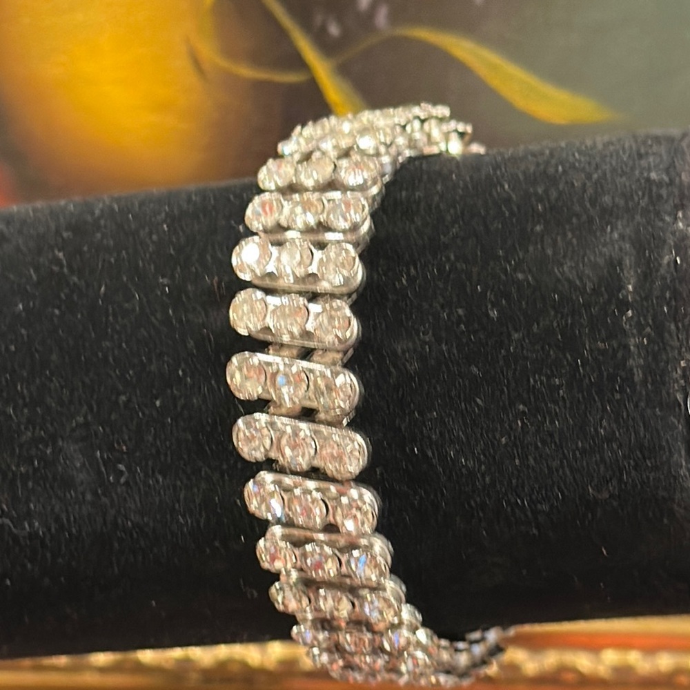 Expansion Made in Japan Silver Bracelet with sparkly rhinestones